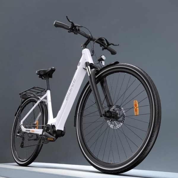 OneSport OT07 kaupunkisähköpyörä, 250W keskelle asennettu Bafang-moottori, 10.4AH akku, 25KM/H, ilman kaasua.