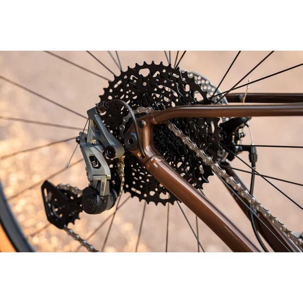 Kross Esker 2.0 700 2024 Gravelcykel Brun L