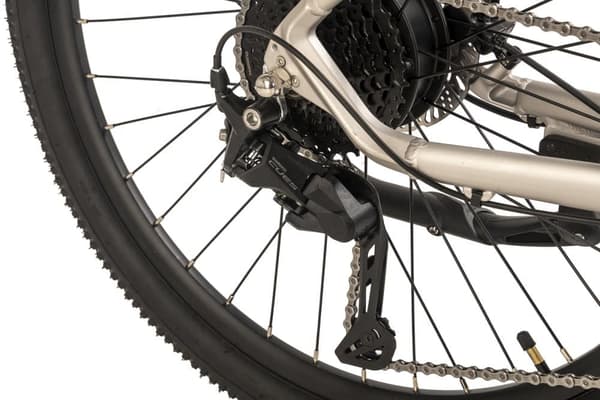 ADORE E-Mountainbike 27,5« GV-650 Heckmotor 50NM / 15Ah Børstet sølv mat