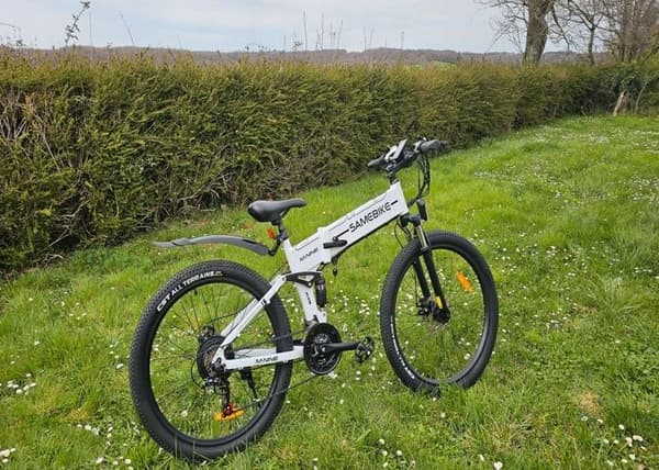 Fällbar elcykel SAMEBIKE LO26-II 900W 48V 21-växlad 26" Vit E-Cykel MTB Stad Universitetsstudent Ungdom Vuxen Man Kvinna Present