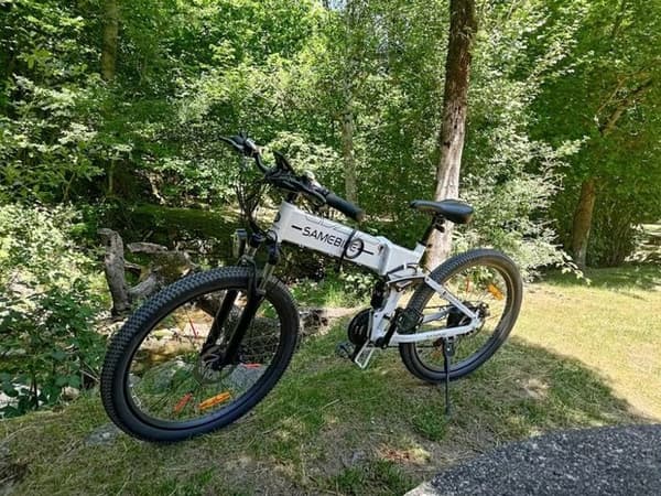 Fällbar elcykel SAMEBIKE LO26-II 900W 48V 21-växlad 26" Vit E-Cykel MTB Stad Universitetsstudent Ungdom Vuxen Man Kvinna Present