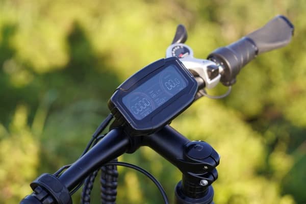 DYU King 750 Elcykel 750W Motor 26-tums Däck 48V 18Ah Batteri 110 km Körsträcka Skivbroms Elcykel Lämplig för Vuxna och Tonåringar
