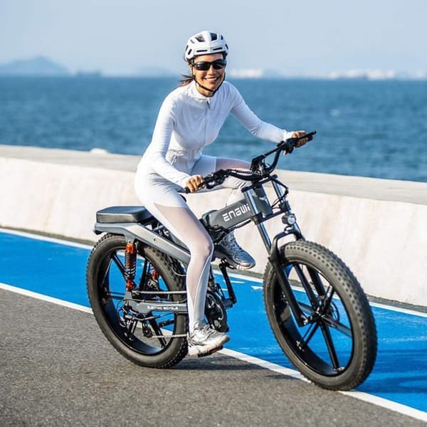 Hopfällbar elcykel med feta däck ENGWE X26, motor 48V 1000W, 19.2Ah & 10Ah dubbelbatteri, trippelfjädring