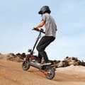 Miniatyrbild 10 av 11: iScooter iX8 60km/h Hastighet 70KM Max Räckvidd 48V 20Ah Batteri 2*1200W Motor 12 Tums Däck Off-road Elektrisk Scooter