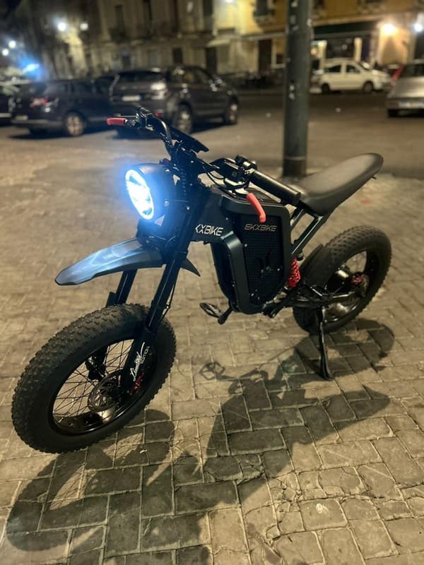 EKX X21 2000W motor, 35AH Li-ion batteri, 55km/h hastighet, 20*4.0 off-road däck, hydraulisk skivbroms Mountain E-bike