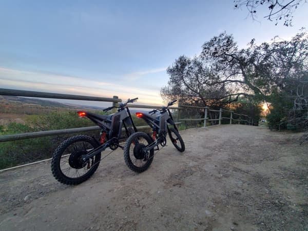 EKX X21 Max 3000W motor, 85km/h hastighet, 30AH Li-Ion batteri, 19-tums offroad-däck, hydrauliska skivbromsar Mountain e-bike