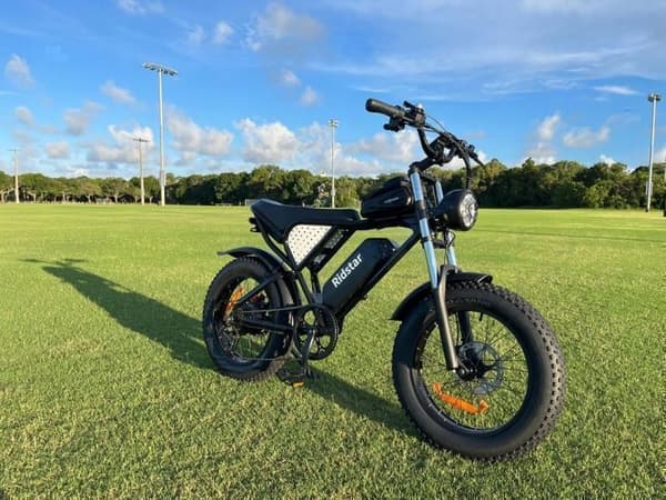 VTT Elcykel Ridstar Q20 motor 1000W (toppeffekt 1500W) 48V20AH 60-80km 50km/h Shimano 7 växlar terrängdäck 20"*4.0 Svart