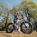 Miniatyrbillede 6 af 8: Elektrisk mountainbike RZOGUWEX S7, 48V 25AH batteri, 1000W motor, 26" tykke dæk, grå