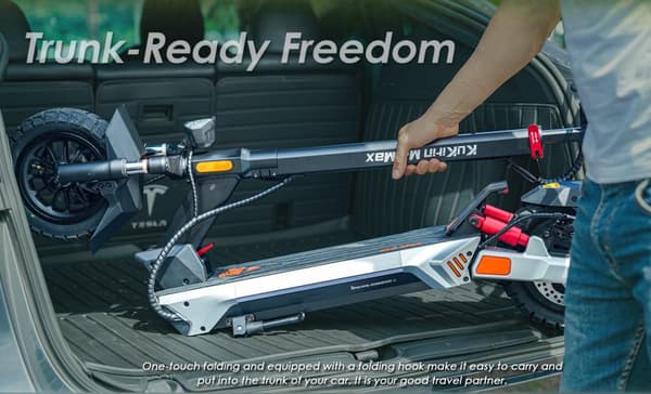 Kukirin M4 Max elscooter, 800W borstlös motor, 45 km/h, 18Ah batteri upp till 64 km, ljus silverdesign!