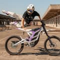 Miniatyrbild 8 av 10: 79BIKE Falcon Pro, 10 kW motor, 72V 35Ah batteri, räckvidd 120 km, toppfart 85 km/h,Elektrisk Dirt Bike-Vit och röd