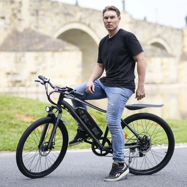 iScooter EB3 City -sähköpyörä, 500 W 36 V 10,4 Ah, toimintasäde 75–100 km, musta