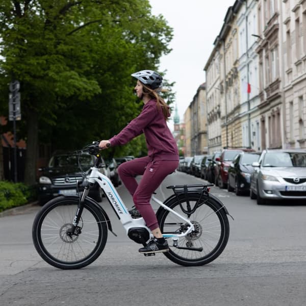 Kaupunkisähköpyörä JOBOBIKE Linda, 250 W keskimoottori, 36 V 14 Ah, naisille, valkoinen
