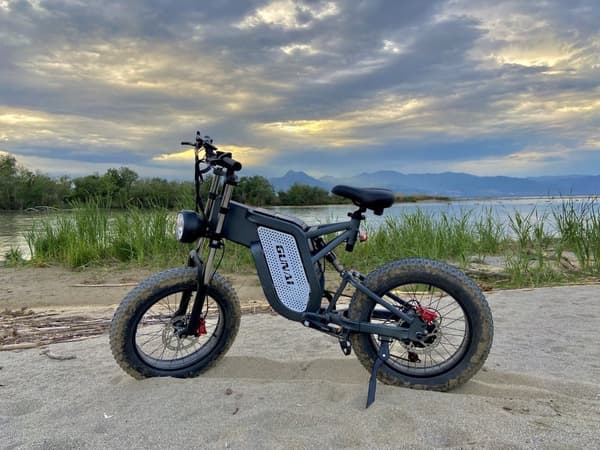 GUNAI MX25 elcykel 25AH batteri, 1000W motor, 60km räckvidd, 50km/h hastighet, 20*4.0 tums fettdäck, hydraulisk oljebroms