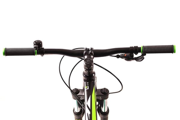 Makalu 27.5 VB 1x8 musta-vihreä 17" Makalu 27.5 VB 1x8 musta-punainen 17"