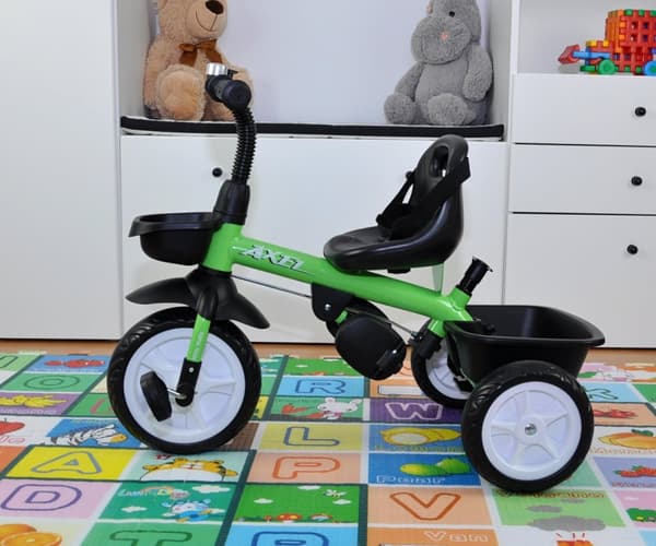Milly Mally Axel Grön Trehjuling