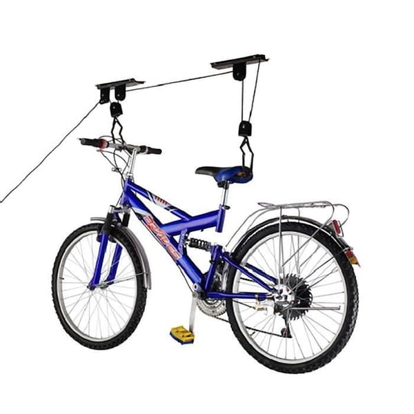 Stöd för att hänga upp cyklar i taket med rep och