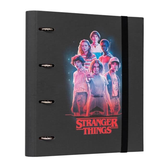Stranger Things 4 Ringpärm