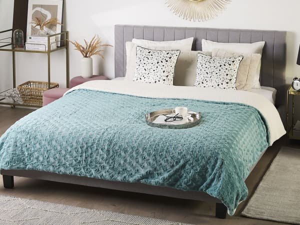 Sengetæppe Lysegrøn Polyester 200 x 220 cm Varm Blød Quiltet Plaid Tæppe til Soveværelse Stue Dobbeltseng Indretning Tilbehør Pigeværelse
