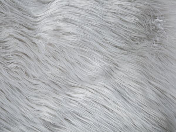 Sengetæppe Lysegrå Akryl Polyester 200 x 220 cm Dekorativ Fluffet Plaid i Imiteret Pels til Stue Sofa eller Soveværelse Indretning Tilbehør