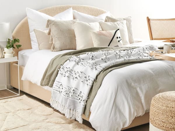Filt Ljusgrå 130 x 150 cm Sängöverkast Boho-stil
