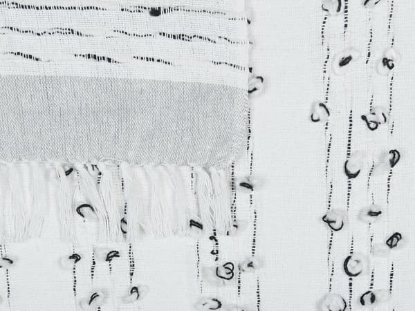 Torkkupeitto vaaleanharmaa akryyli puuvilla 130 x 150 cm konepestävä hapsuilla raidallinen moderni boho tyyli