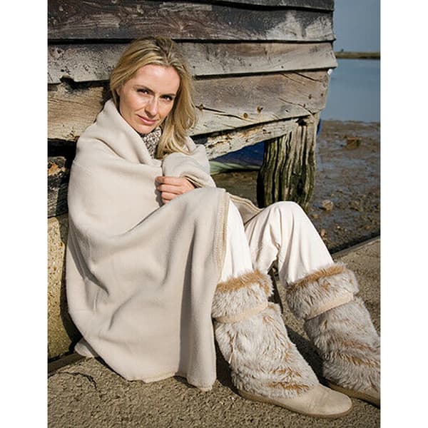 Result Enkla varma Fleece-täcken för utomhusbruk (330 gsm)