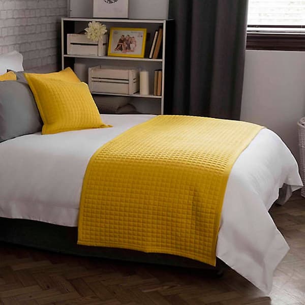 Belledorm Crompton quiltet sengeløber Saffron Yellow One Size