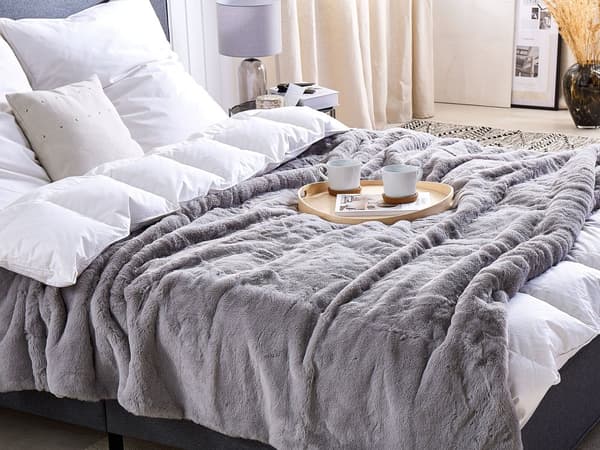 Plaid Grå Polyester Stof 200 x 220 cm Blød Fluffet Fleece Hygge Tæppe til Sofaen Stue Sengetæppe Soveværelse Dekoration med Nem Pleje og Vask