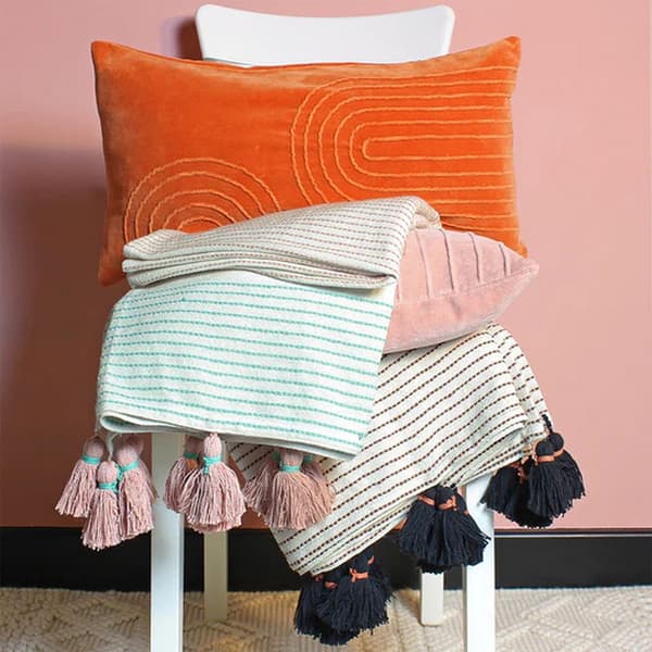 Furn Banda Tassel Throw