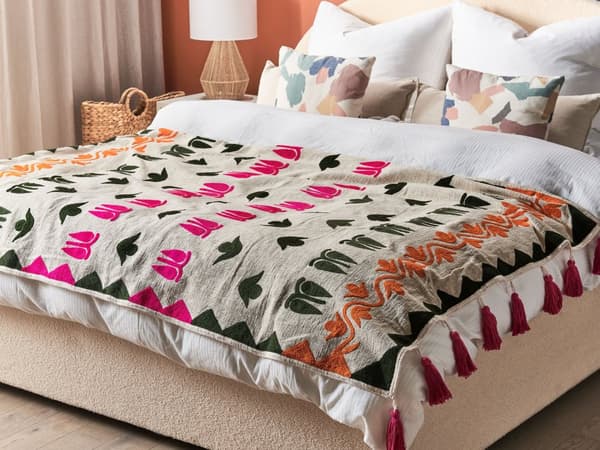 Tæppe flerfarvet bomuld 130 x 180 cm Håndlavet broderi Sengetæppe hyggelig blomster mønster med kvaster orientalsk dekor
