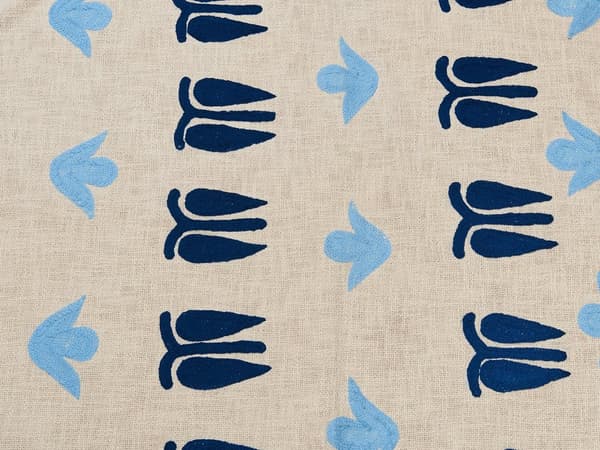 Tæppe i Beige og blå bomuld 130 x 180 cm Håndlavet broderi Sengetæppe Hyggeligt Blomstermønster med kvaster orientalsk dekor