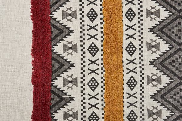 Huopa monivärinen 130 x 180 cm puuvilla tupsut viltti konepestävä boho retro