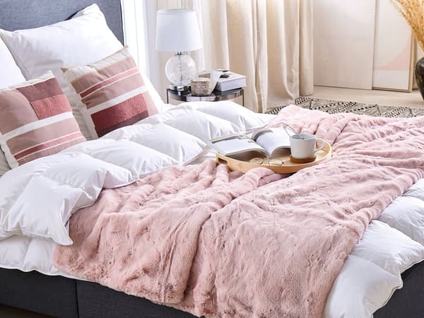 Teppe Rosa Polyester 200 x 220 cm Fluffy Pelsdekorasjon Moderne Design Stue Soverom