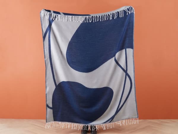 Filt Blå och Vit Akryl Polyester 130 x 170 cm Abstrakt Mönster Tofsar Modern Stil Vardagsrum Sovrum Accent