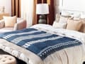 Miniatyrbillede 2 af 7: Plaid Blå Akryl og Polyester 130 x 170 Dekorativ Blød Stribet Slumretæppe med Frynser Kvaster til Sofaen Sengen Tilbehør Sengetæppe