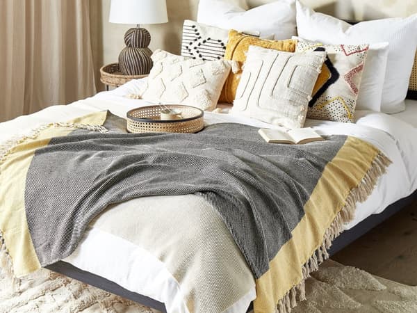 Tæppe Grå Gul Bomuld 125 x 150 cm Geometrisk Mønster Strikket Throw Boho Style Stue Soveværelse Accentstykke