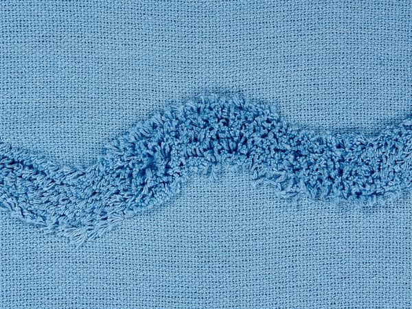 Viltti sininen puuvilla 125 x 150 cm geometrinen aaltokuvio hapsuilla boho-tyyli