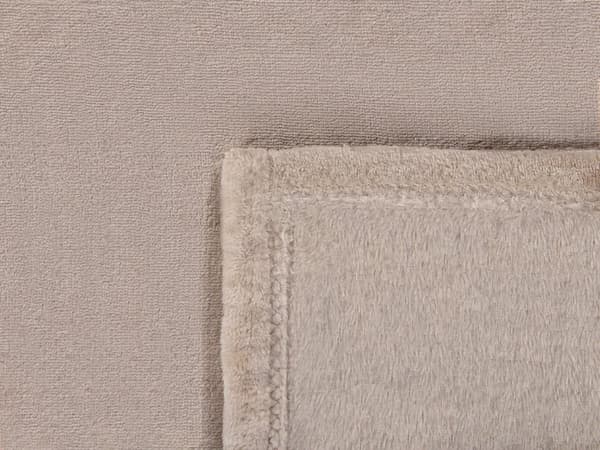 Torkkupeitto beige polyesteri 200 x 220 cm pehmeäkarvainen moderni tyyli