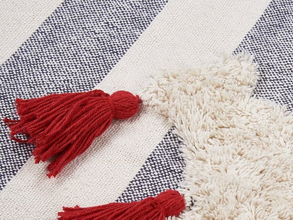 Pledd Hvit Grå Bomull 125 x 150 cm Stripete Håndtuftede hester Dusker Dekorativt Boho Tekstil Stue Soverom