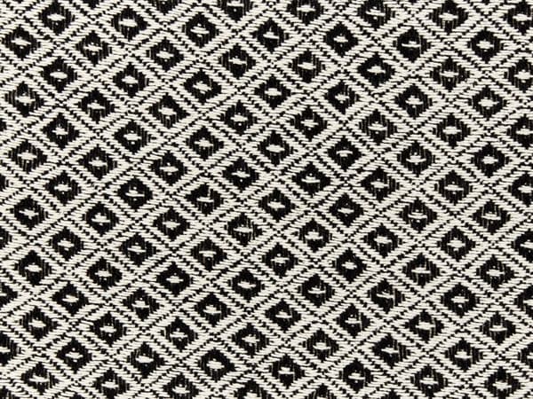 Sengetæppe sort/hvid 200 x 220 cm bomuld maskinvaskbart geometrisk mønster frynser moderne stil