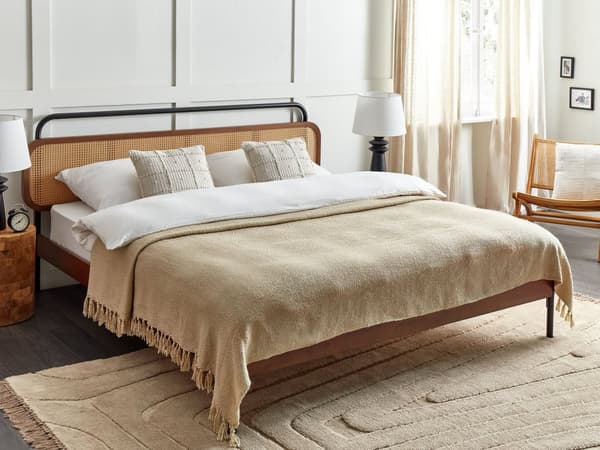 Filt Beige Akryl 200 x 220 cm Handvävd med Tofsar Modern Pläd Vardagsrum Sovrum
