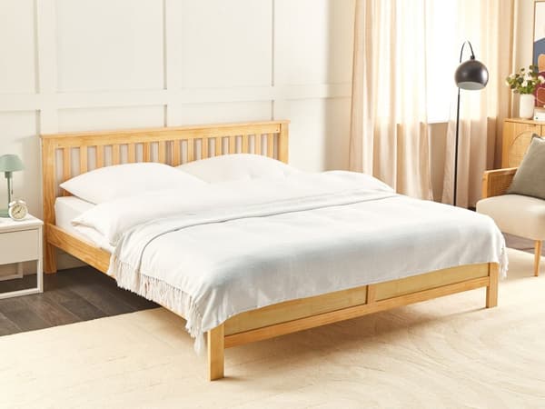 Torkkupeitto valkoinen puuvilla 200 x 220 cm hapsut kalanruotokuvio perinteinen tyyli