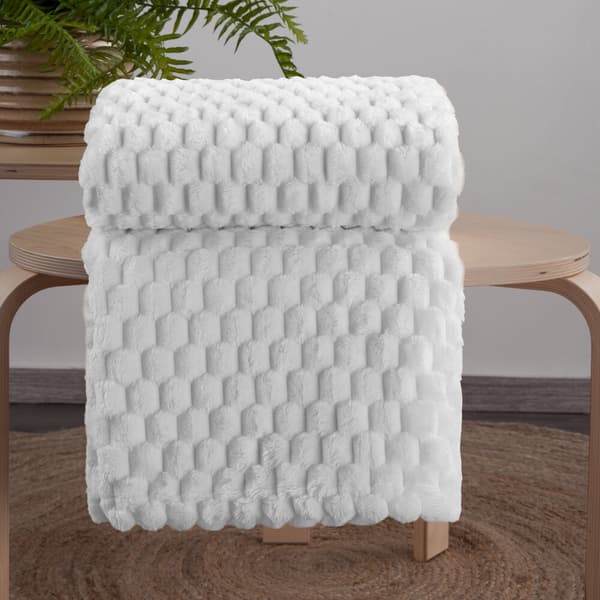 Tæppe CINDY6 150x200 Design91 hvid med 3D rumlig prægning