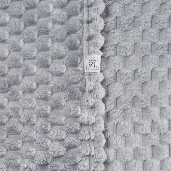 Filt CINDY6 150x200 Design91 silver med 3D spatial prägling