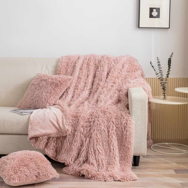 Tæppe sengetæppe YETI 150x200 shaggy pelsstruktur pulver