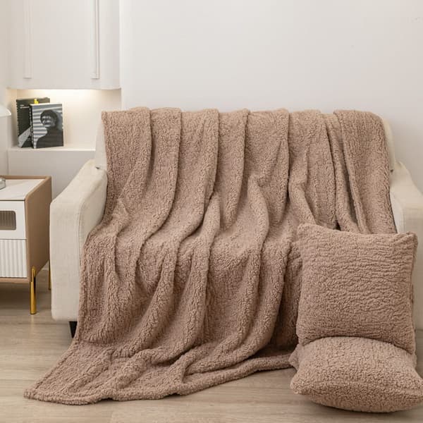 Tæppekast Dreamy boucle 150x200 brun blød boucle+lam