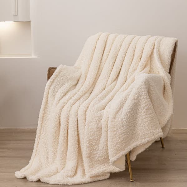 Tæppekast Dreamy boucle 150x200 creme blød boucle+lam