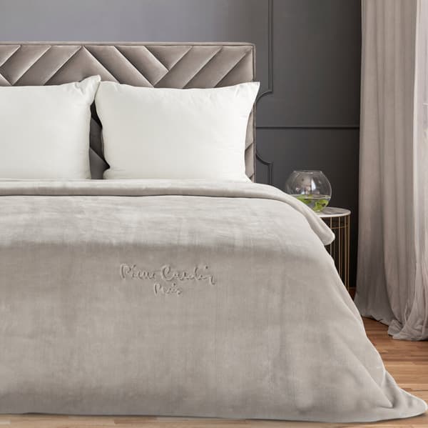 Pierre Cardin CLARA1 Tæppe 160x220 Pierre Cardin Eurofirany mørk beige fluffy og varm broderet l