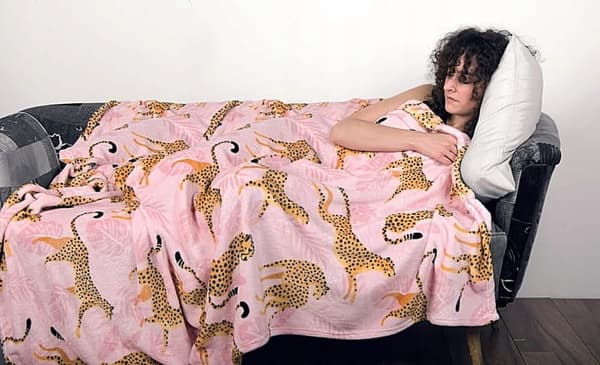 Filt 150x200 Amazonia Tropiskt Rosa Leopardmönster Home & You