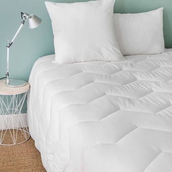 TOISON D'OR - Tempereret bambusdyne (300g/m²) - 220x240cm - Tempereret varme - Bambusviskose - 2 personer - Hvid
